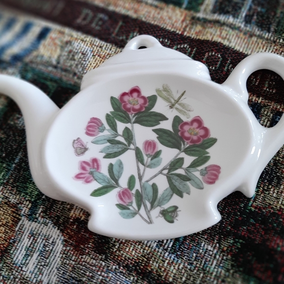 Portmeirion Other - Portmeirion Bag Holder/Spoon Rest in the Botanic Garden Collection